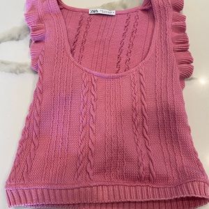 Zara small pink cropped  tank top with ruffles at the sleeves